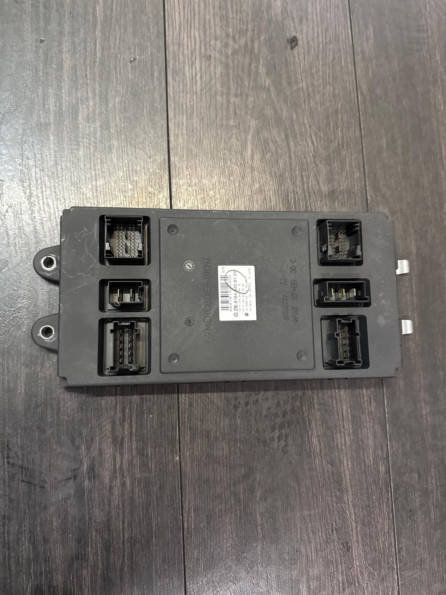 2006-2012 Mercedes Benz GL ML Class Rear Signal Acquisition Module | 1645408101 - Image 2