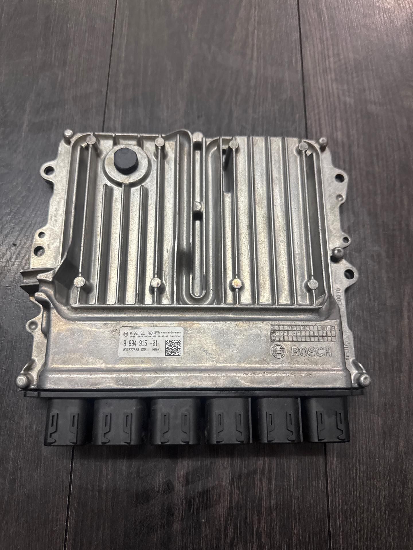 2018-2020 BMW 5 7 Series Engine Control Module | 9894915