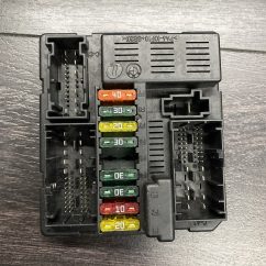2003-2010 BMW X3 Z4 Series Fuse Box Module | 12637560626