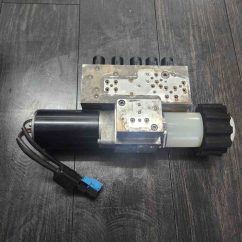 2007-2013 BMW 3 Series Convertible Top Lift | 7128780