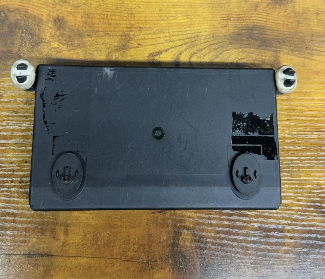 2003-2006 Mercedes Benz E Class Door Control Module | 2118201585 - Image 2