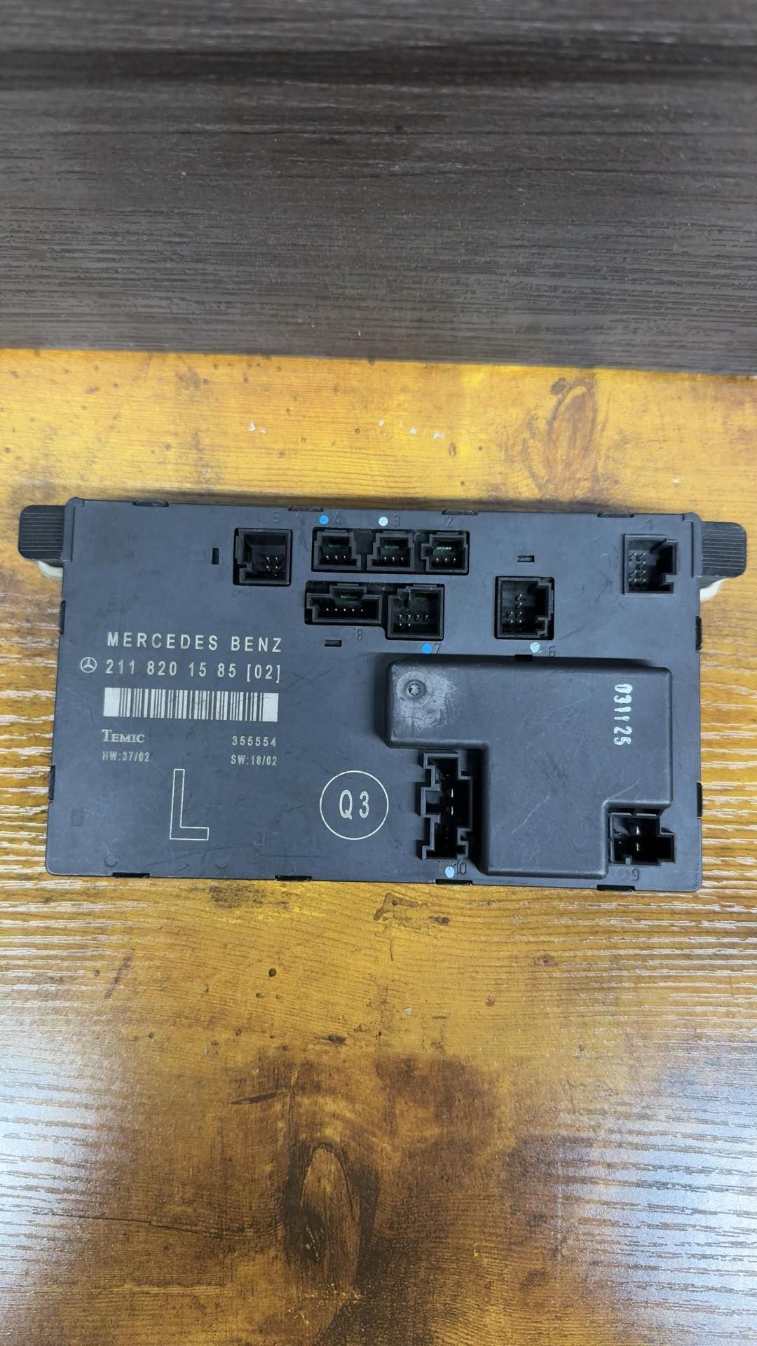 2003-2006 Mercedes Benz E Class Door Control Module | 2118201585
