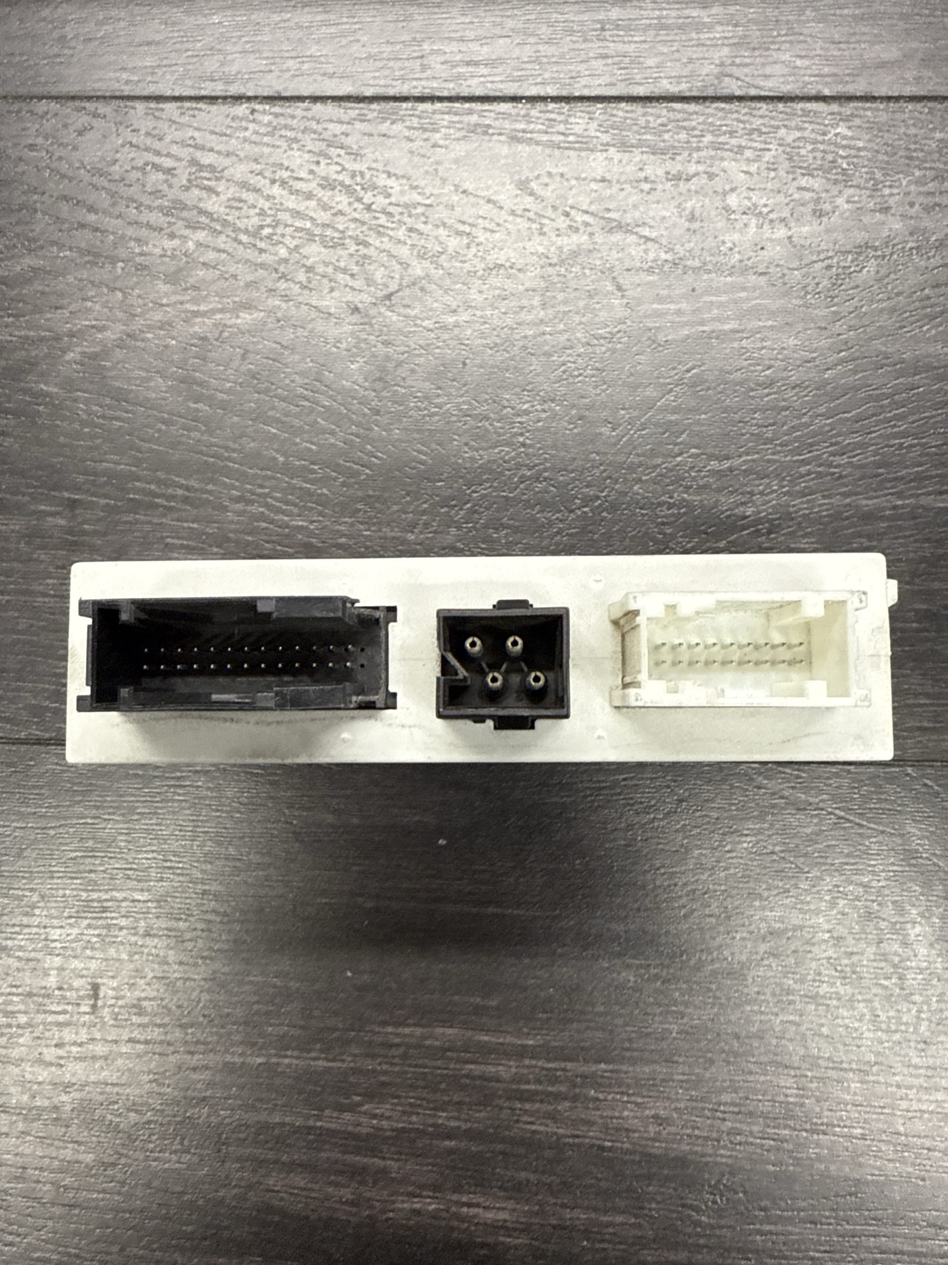 1999-2005 BMW 3 Series Convertible Control Module | 61358375444 - Image 2