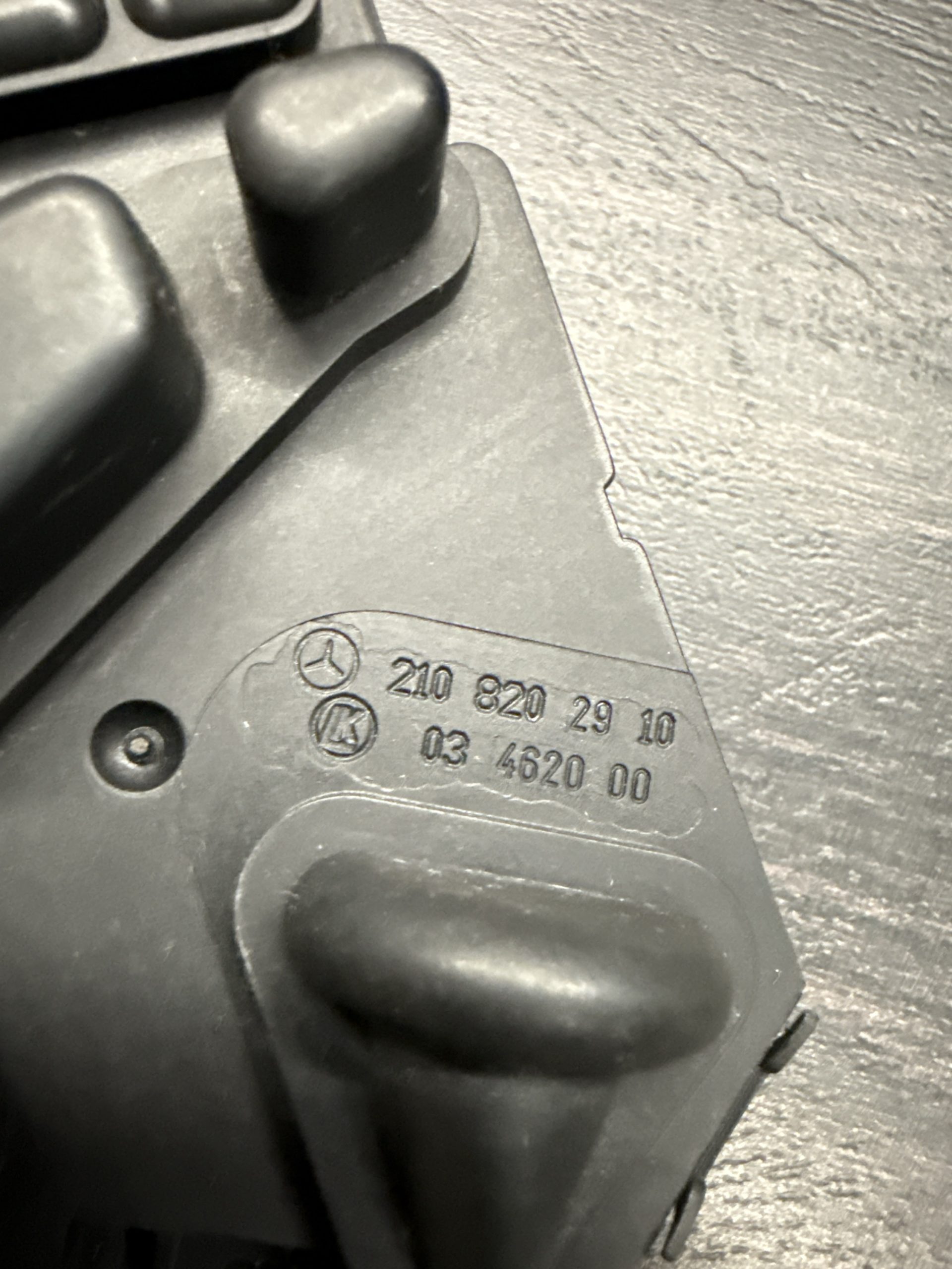 1996-2002 Mercedes Benz E Class Seat Control Switch | 2108202910 - Image 4