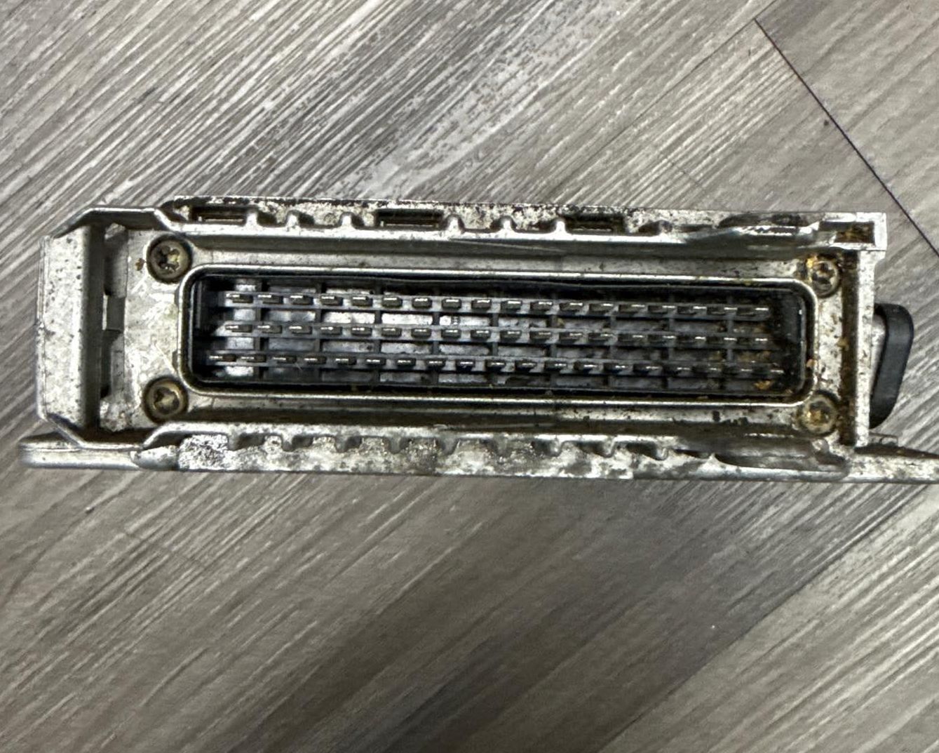 1990-1993 Mercedes Benz W201 W124 Class Engine Control Unit | 0115452632 - Image 2