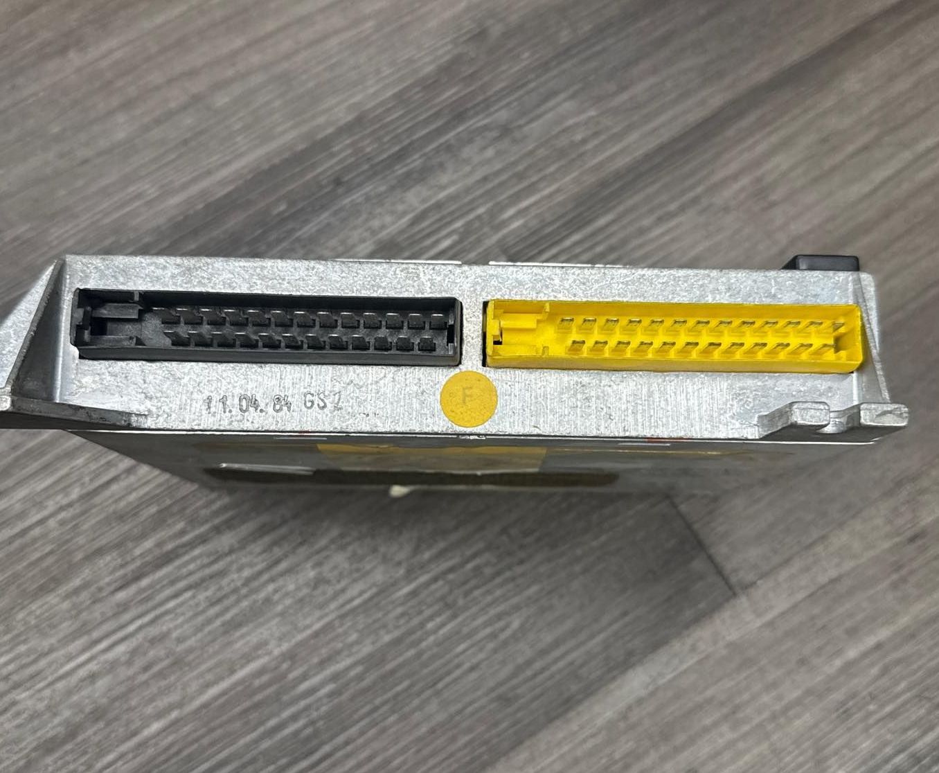 1982-1984 BMW 5 6 7 Series Engine Control Module | 65811372823 - Image 2