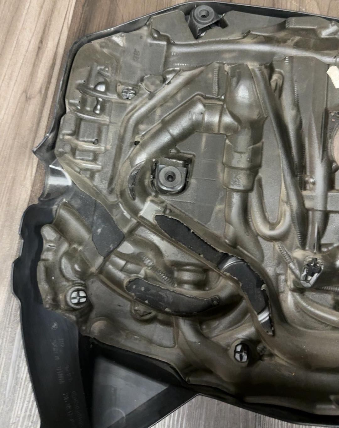 2016-2018 BMW 3 Series Engine Cover | 11128604836 - Image 6