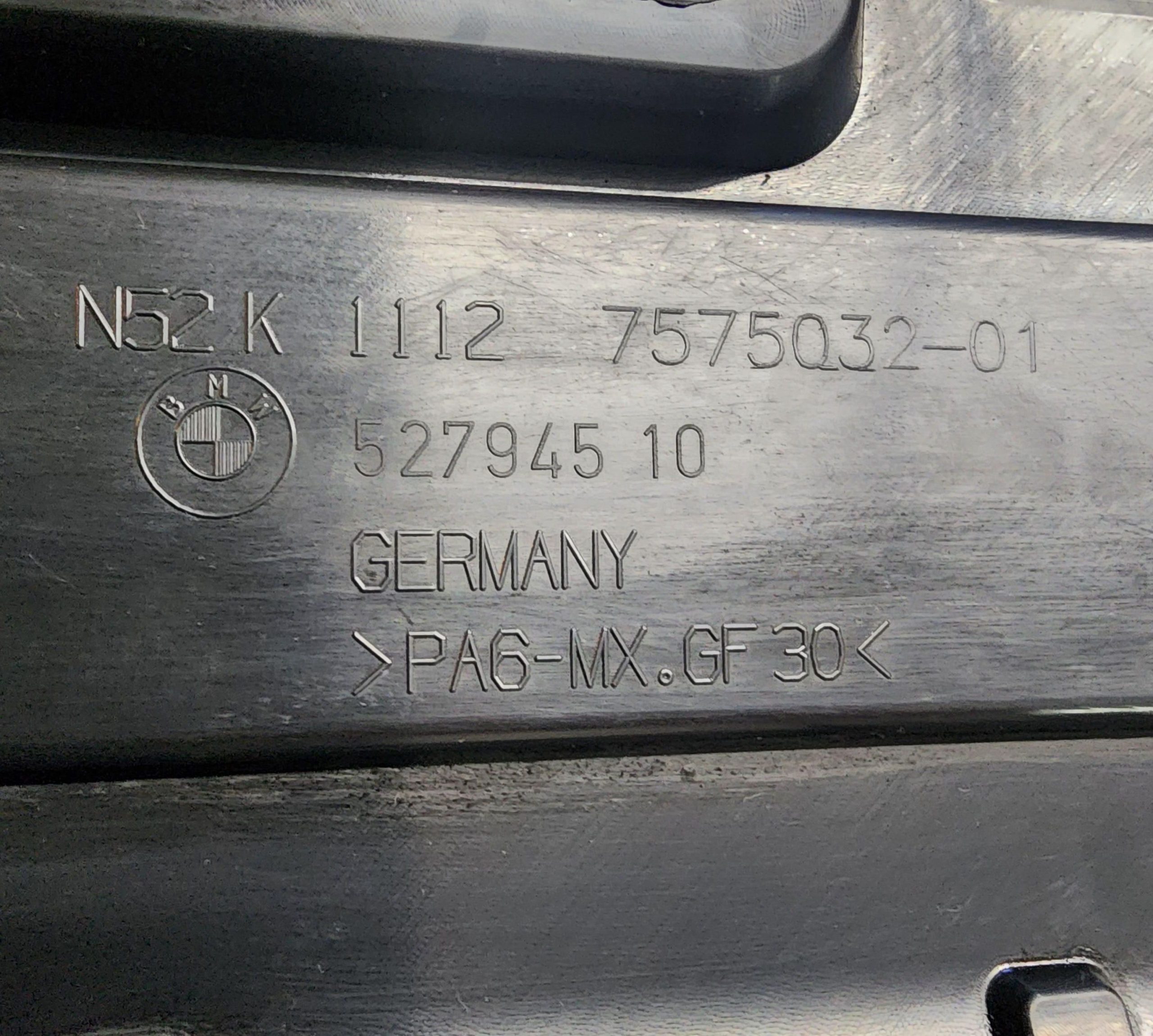 2007-2013 BMW 1 3 5 X3 Series Engine Cover | 11127575032 - Image 3
