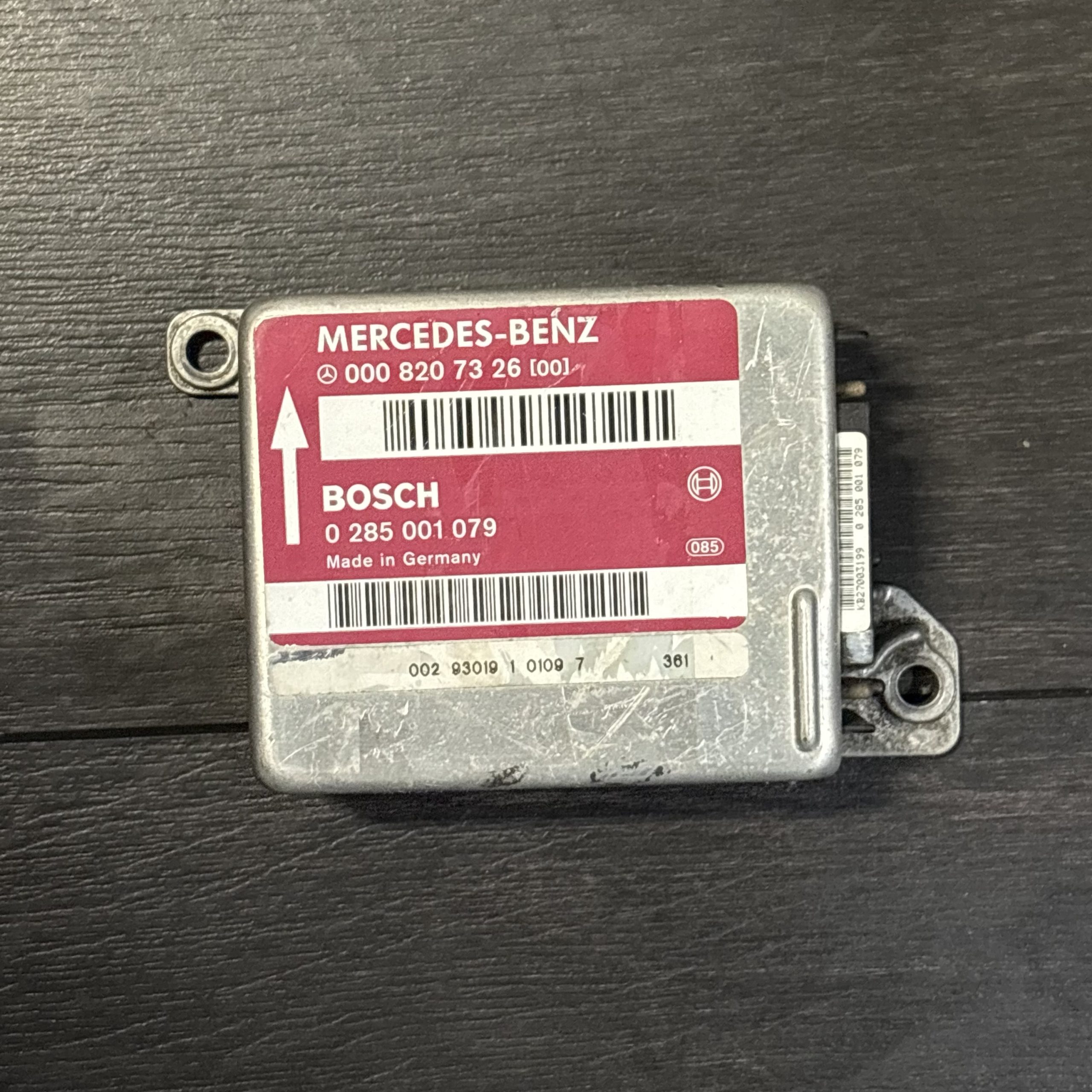 1992-1995 Mercedes Benz S Class Acceleration Sensor | 0008207326