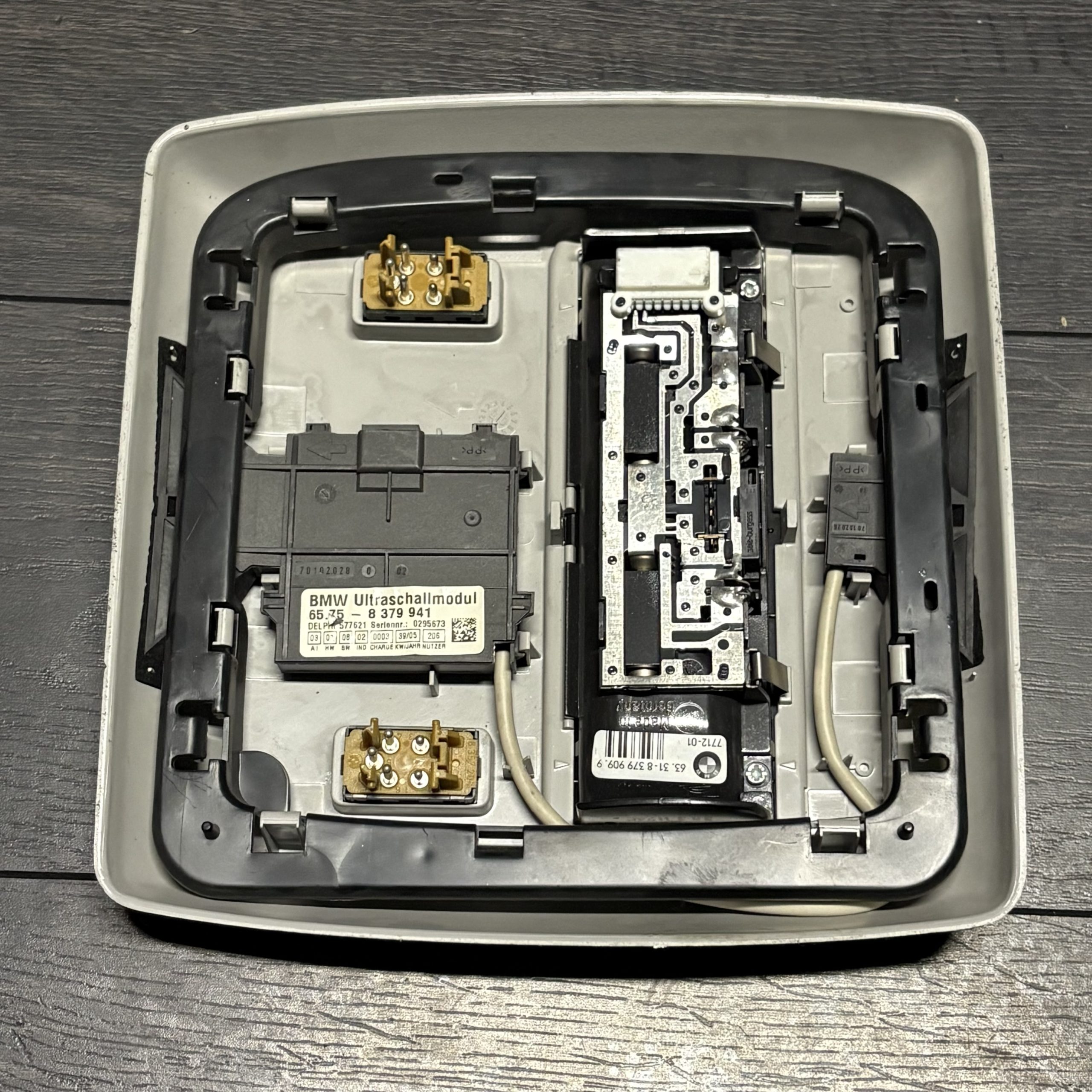 2000-2006 BMW X5 Series Dome Light | 65758379941 - Image 2