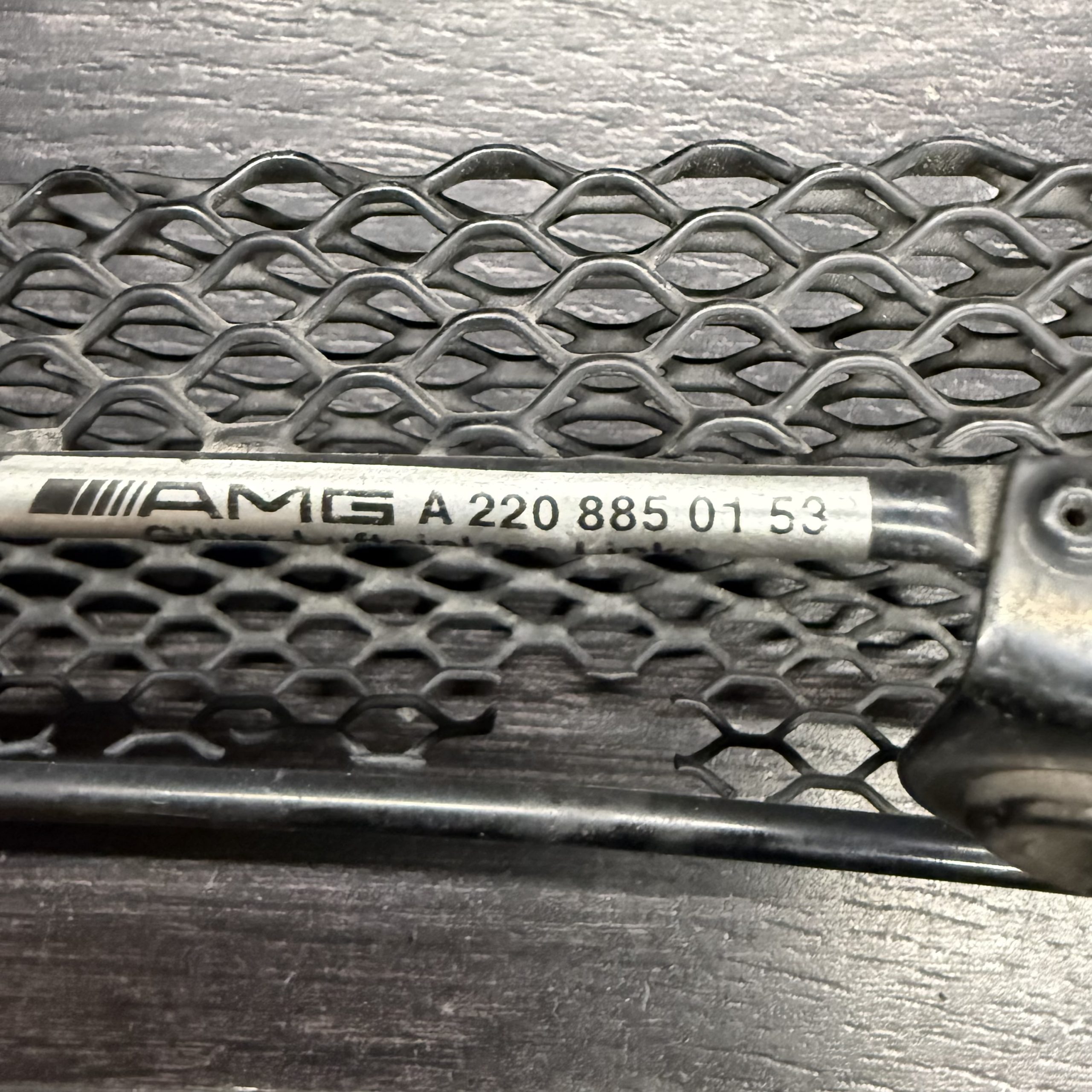 2000-2006 Mercedes Benz S Class Grille | 2208850153 - Image 2