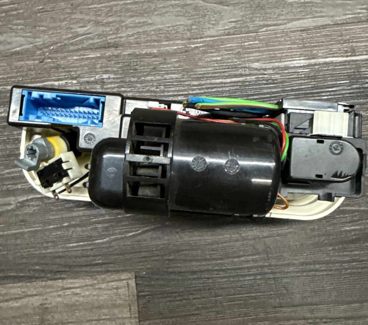 1992-1999 BMW 3 Series Climate Control Panel | 64111387354 - Image 2