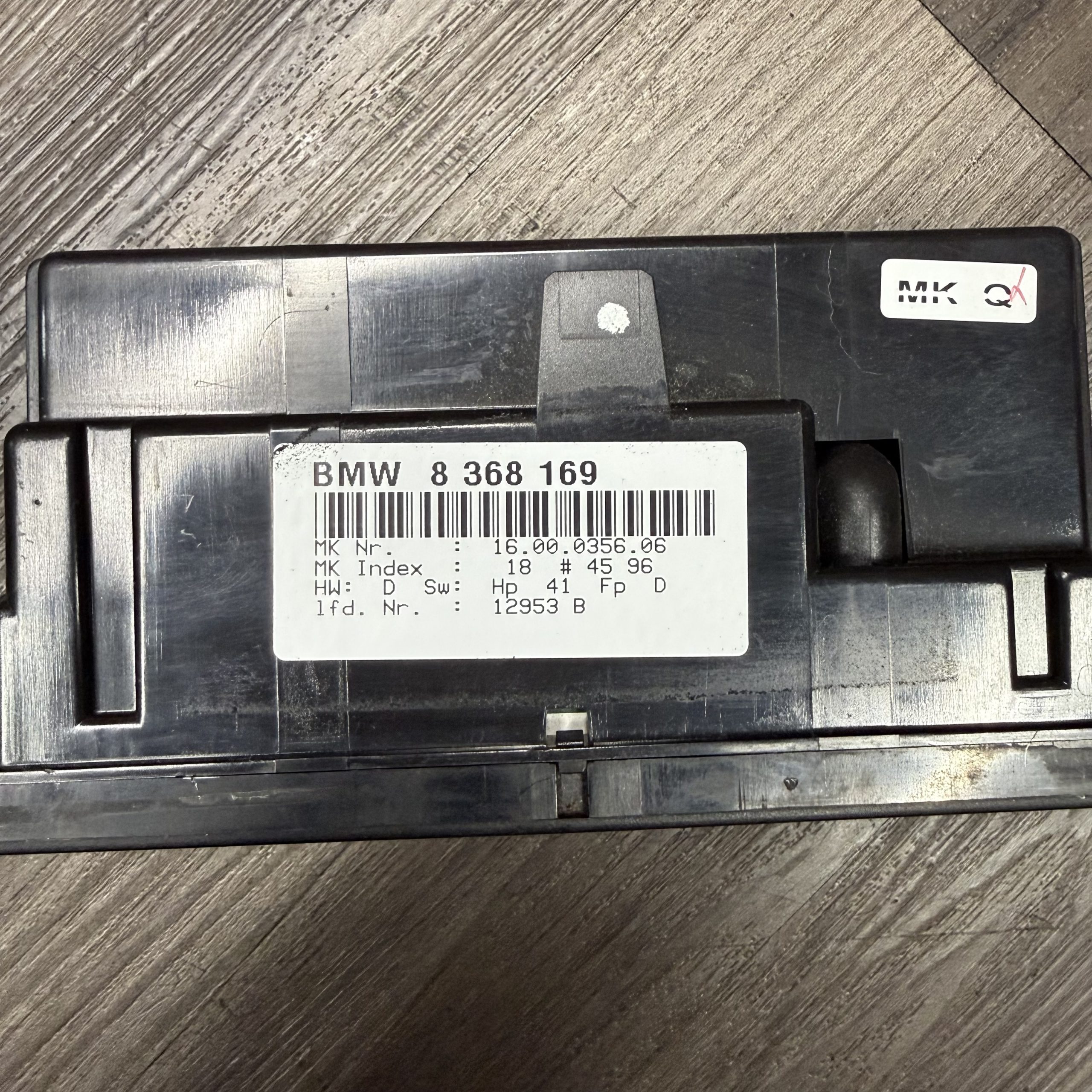 1996-1998 BMW 3 Series Climate Control Panel | 8368169 - Image 2
