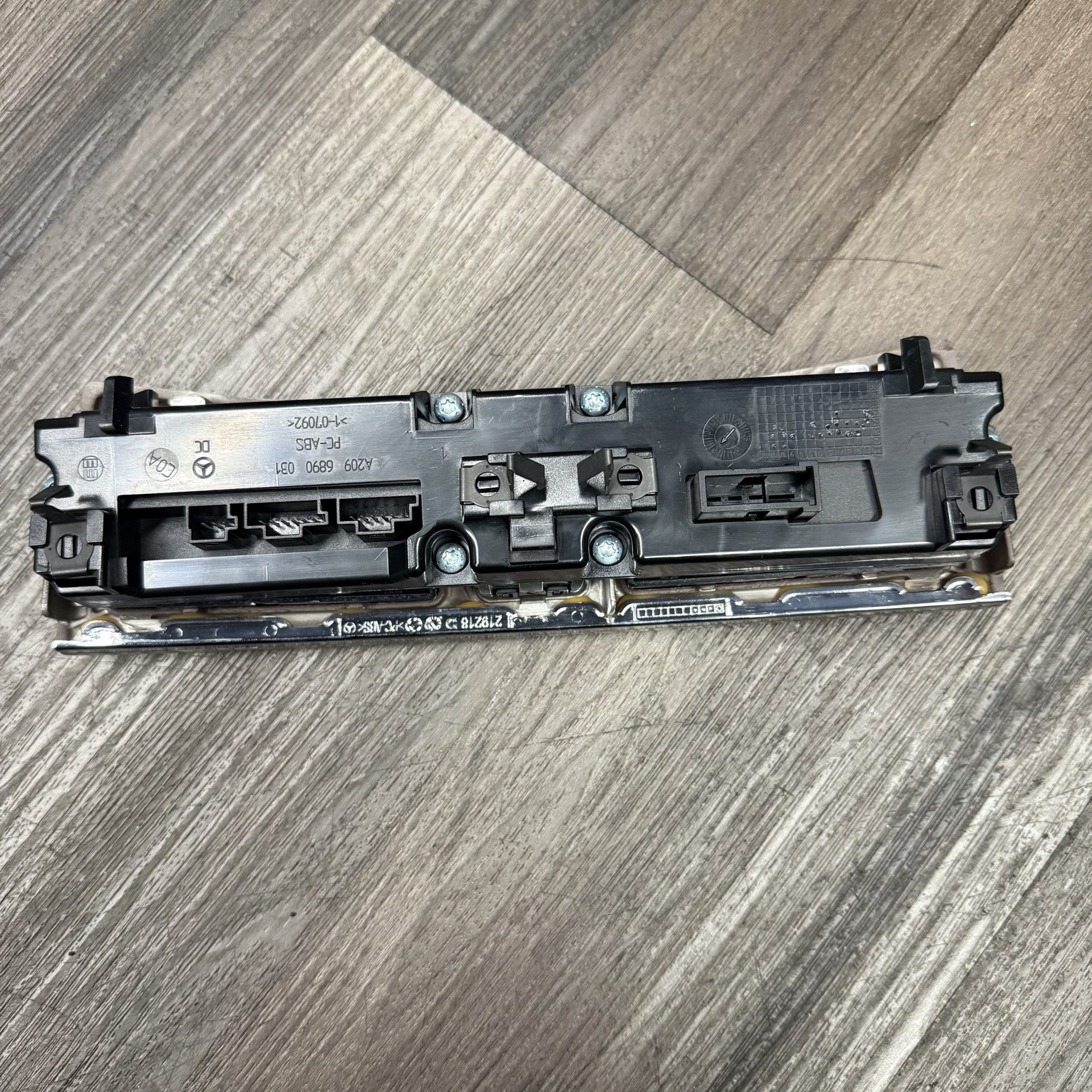 2005-2009 Mercedes Benz CLK Class Center Dash Switch | 2096890031 - Image 2