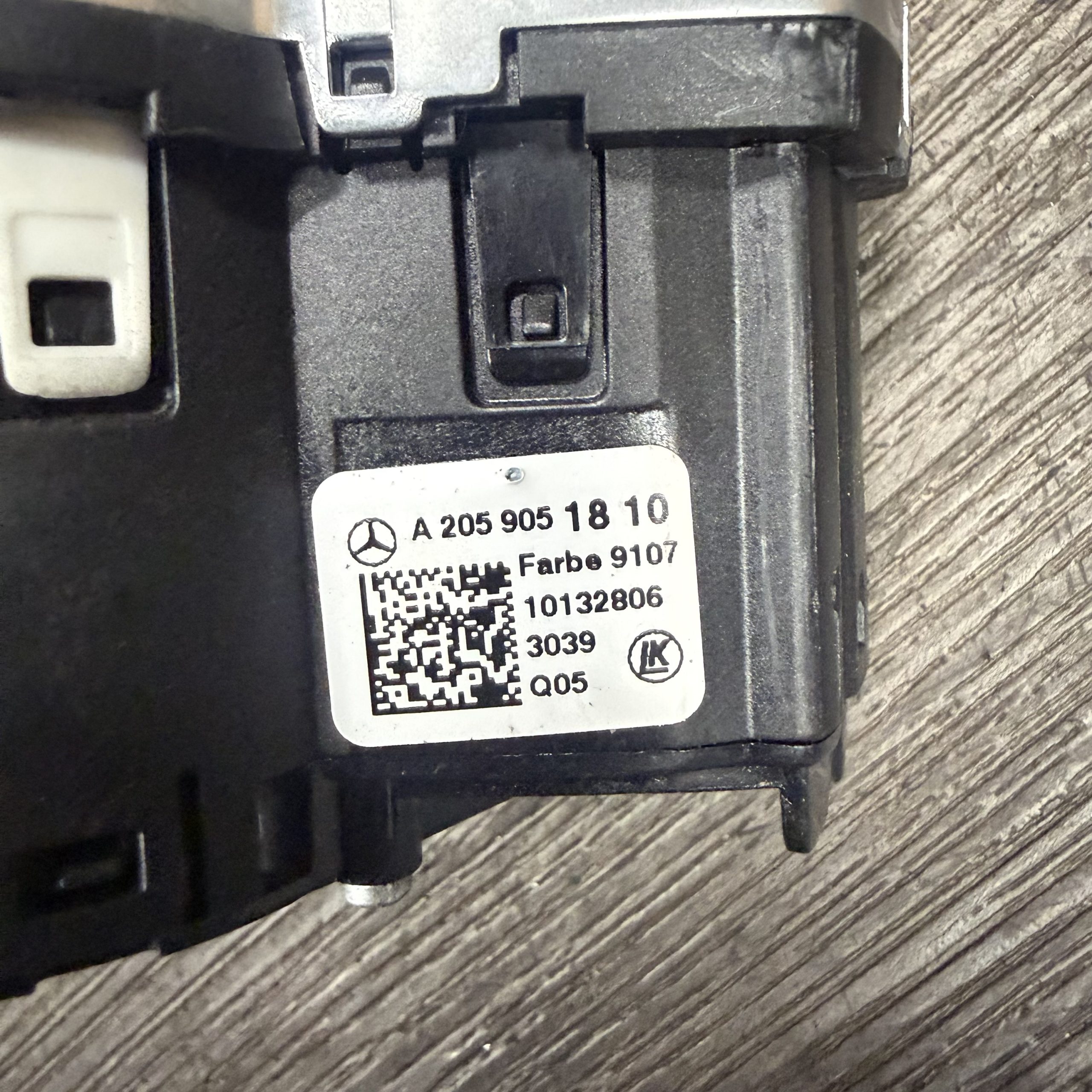 2015-2022 Mercedes Benz C GLC Class Headlight Control Switch | 2059051810 - Image 3